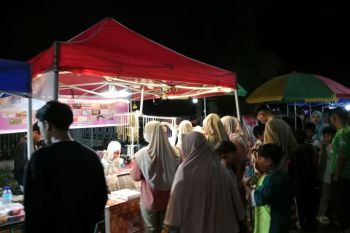 Satpol PP Lombok Tengah awasi warung buka siang saat Ramadhan