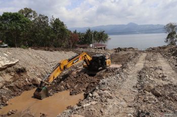 Progres pembangunan jembatan aramco di Tanah Datar sudah 55 persen