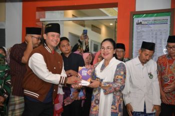 Pemkot Semarang salurkan 20 ribu Al Quran