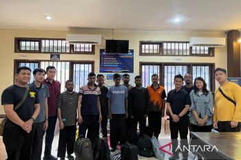 Imigrasi Denpasar pindahkan tujuh WNA Bangladesh ke Rudenim