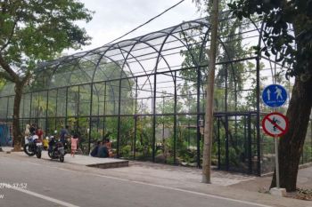 Kandang burung raksasa Rp280 Juta ada di RTH Pagutan Mataram