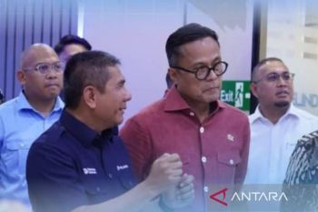 Dony Oskaria nilai peran Pelabuhan Teluk Bayur bisa tekan biaya logistik Sumbar