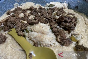 Jejak solidaritas warga Kota Cirebon dalam semangkuk bubur Ramadhan