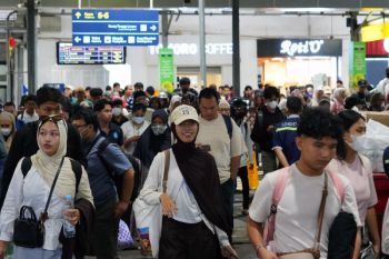KAI Daop 6 Yogyakarta ingatkan kembali masyarakat manfaatkan diskon 30% tiket KA Lebaran