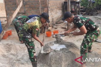 Satgas TMMD Basel perbaiki sebuah rumah tidak layak huni