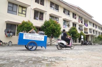 PT Timah bantu sarana bank sampah di Babel kelola sampah