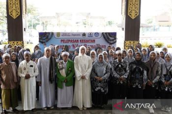Ratusan santri Ponpes Al-Falah mengabdi pada pesantren Ramadhan Banjarmasin
