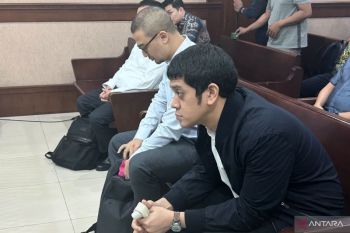 Anak Riza Chalid hadapi sidang putusan kasus korupsi minyak hari ini
