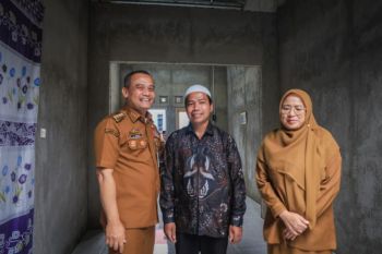 Gubernur Jateng serahkan 36 hunian tetap untuk warga di Banjarnegara