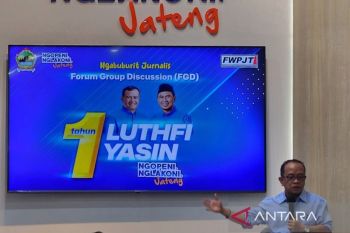 Pengamat: Ada kesenjangan komunikasi kinerja birokrasi