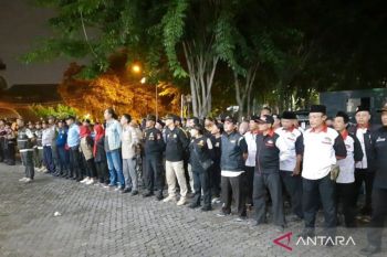 Personel gabungan perketat patroli titik rawan di Cakung saat Ramadhan