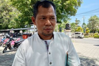 Warung nekat buka siang saat puasa di Mataram ditertibkan, Satpol PP beri peringatan