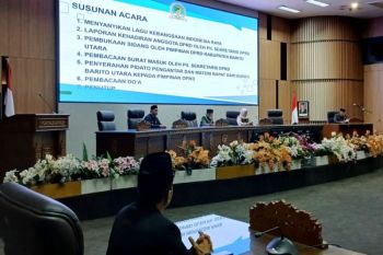Wakil Ketua I DPRD Barut pimpin paripurna penyampaian lima raperda