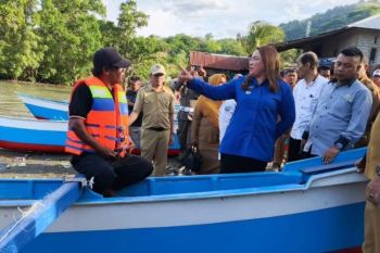 Pemkab-Donggala minta nelayan tidak melaut di zona wisata