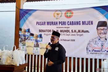 Senator Muhdi gelar pasar murah sediakan 250 paket sembako