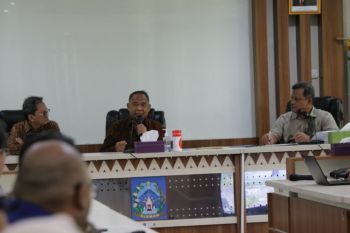 Bupati Sleman instruksikan OPD antisipasi penimbunan barang menjelang Idul Fitri