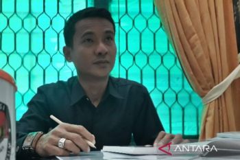 PDAM Bangka Barat salurkan bantuan ke warga kurang mampu