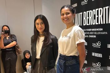 Dian Sastrowardoyo bersyukur bisa perankan Kinan dalam Laut Bercerita