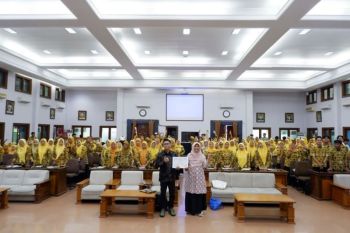 Mahasiswa akhir PGSD UMS dibekali strategi tembus jurnal bereputasi