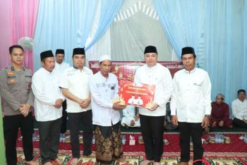 Wabup Kapuas ajak masyarakat perkuat persatuan dan sinergi bangun daerah