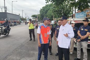 Anggota DPR tinjau perlintasan sebidang di Tanggulangin Sidoarjo