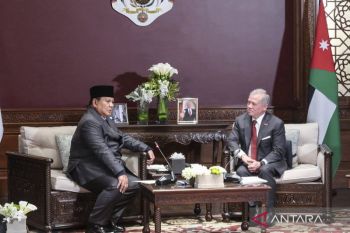 Indonesia's President Prabowo holds bilateral talks with Jordan&rsquo;s King in Amman