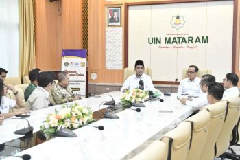 Bank NTB Syariah dan UIN Mataram kolaborasi kelola keuangan berbasis syariah