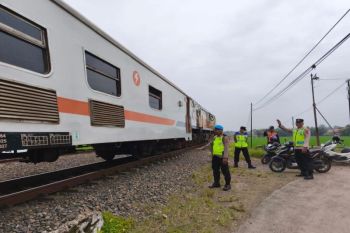 Polres Pemalang tingkatkan patroli lokasi ngabuburit di jalur KA