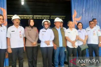 Disperindag Ambon sidak distributor pangan jelang Idul Fitri 2026
