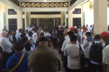 DPRK desak Pemkab Jayapura selesaikan pembayaran TPG ke-13 dan THR