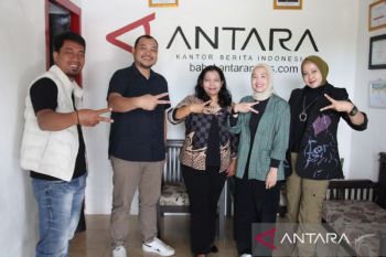 Kunjungan Bank Sumsel Babel ke ANTARA Babel