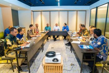 Pemprov Papua-Angkasa Pura bahas kawasan komersial Bandara Sentani