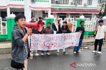 Mahasiswa desak polisi militer Meulaboh adili dua oknum TNI pengeroyok siswa SMA