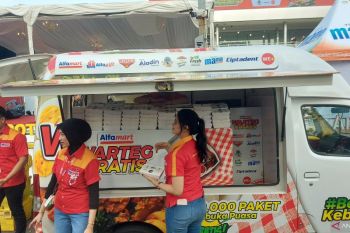 "Warteg Gratis Alfamart" diluncurkan, bagikan 60 ribu makanan buka puasa