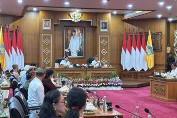 Koster minta bantuan Luhut agar dapat insentif bangun infrastruktur di Bali