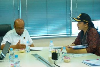 Bupati Dharmasraya kunker ke Kemenko PMK, bahas sekolah terintegritas-unggul