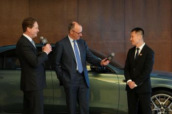 Kanselir Jerman Dorong Kerja Sama dalam Kunjungan ke Perusahaan China