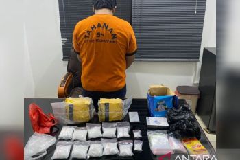 Ditresnarkoba Polda Babel tangkap pemuda dan sita 3 kilogram sabu di Bangka