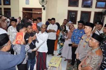 Polda Maluku fasilitasi perdamaian warga Fiditan dan penyerahan senjata