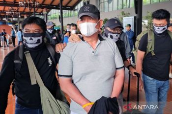 Hukum kemarin, koko Erwin tersangka hingga antisipasi WNA overstay