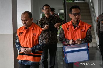 Dua terdakwa kasus proyek perumahan fiktif jalani sidang putusan