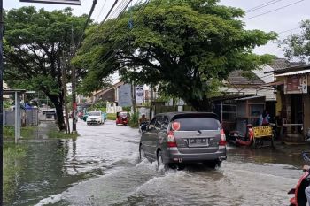 Lebanon liburkan semua institusi pendidikan setelah ledakan penyeranta menewaskan sembilan orang