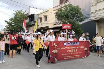 Ribuan orang saksikan Cap Go Meh 2577 di Makassar