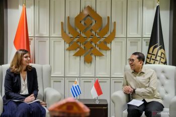 Fadli Zon proposes bilateral cultural program for Indonesia, Uruguay