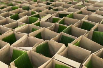 Penyajian buka puasa di Masjid Almarkaz Al-Islami Makassar utamakan ramah lingkungan