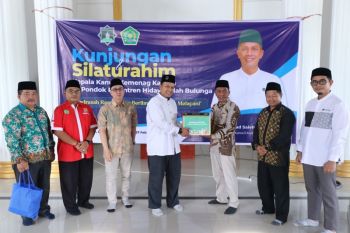 Kanwil Kemenag Kaltara Hadirkan Senyum untuk Santri dan Lansia