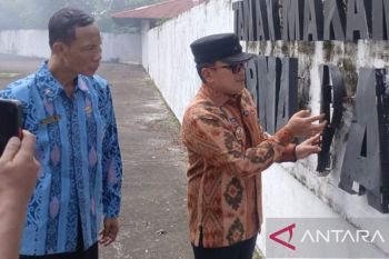 Pemkab Kubu Raya tata taman Makam Pahlawan