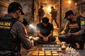 Polisi bongkar peredaran narkoba jenis tembakau sintetis dari rumah kontrakan Bekasi