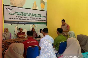 Galeri-Foto - Perkuat Upaya Penurunan Stunting, RAPP Salurkan Alat Antropometri untuk 20 Posyandu di Kuantan Singingi