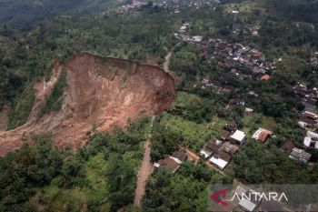 Jalur alternatif Kabupaten Semarang&ndash;Demak terputus akibat longsor